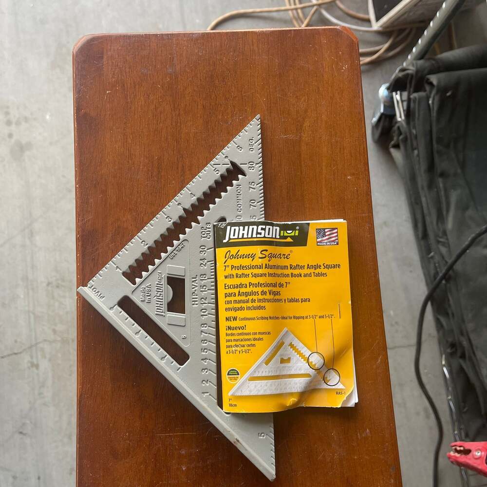 Johnson Johnny Square 7-in Aluminum Rafter Angle Square with Instruction‎ Book